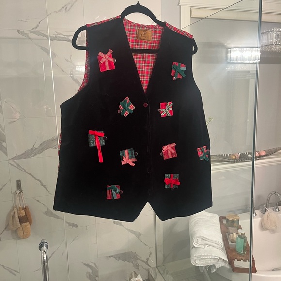 Vintage 🎁black, velvet Christmas🎁 vest size🎁 large🎄🎁 - Picture 15 of 17